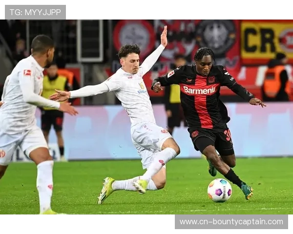 拜仁慕尼黑轻取科隆，客场控球率主导比赛节奏