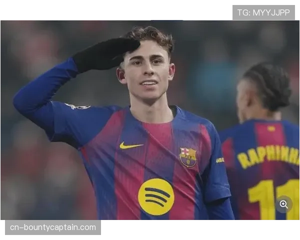 巴萨5-0大胜格拉纳达，费尔明·洛佩斯上演帽子戏法